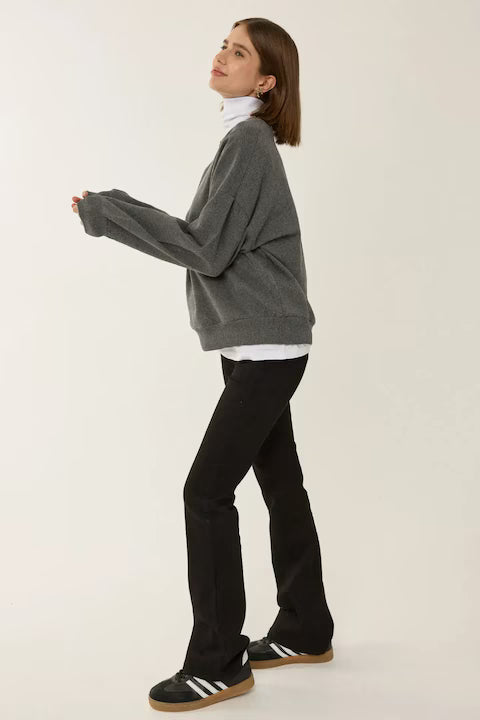 Women's basic oversized sweatshirt, round collar
